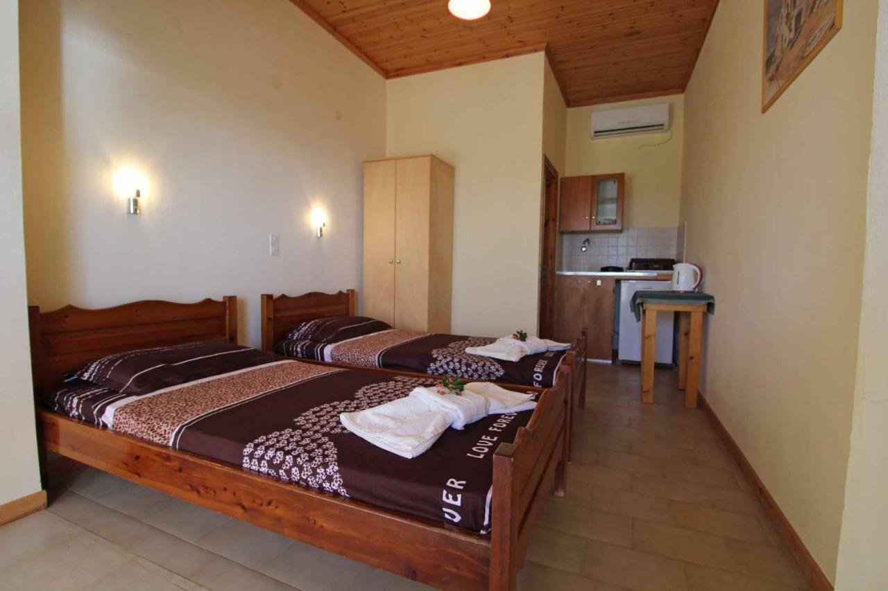 White House Pagoi Apartment Agios Georgios Pagon Exterior foto