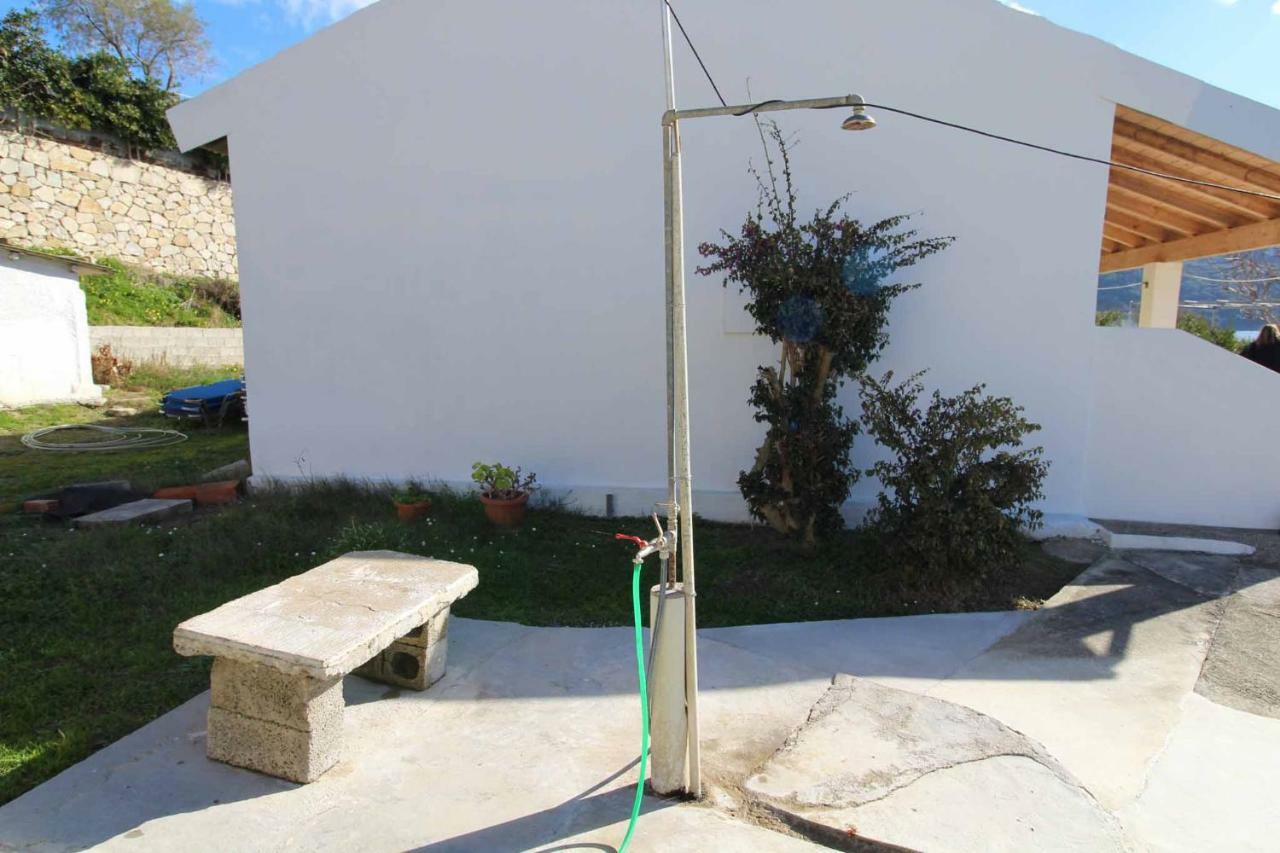 White House Pagoi Apartment Agios Georgios Pagon Exterior foto