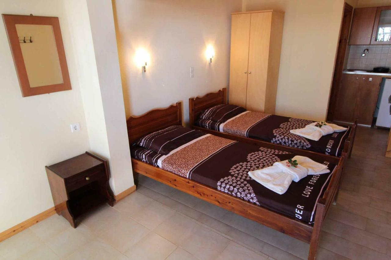 White House Pagoi Apartment Agios Georgios Pagon Exterior foto