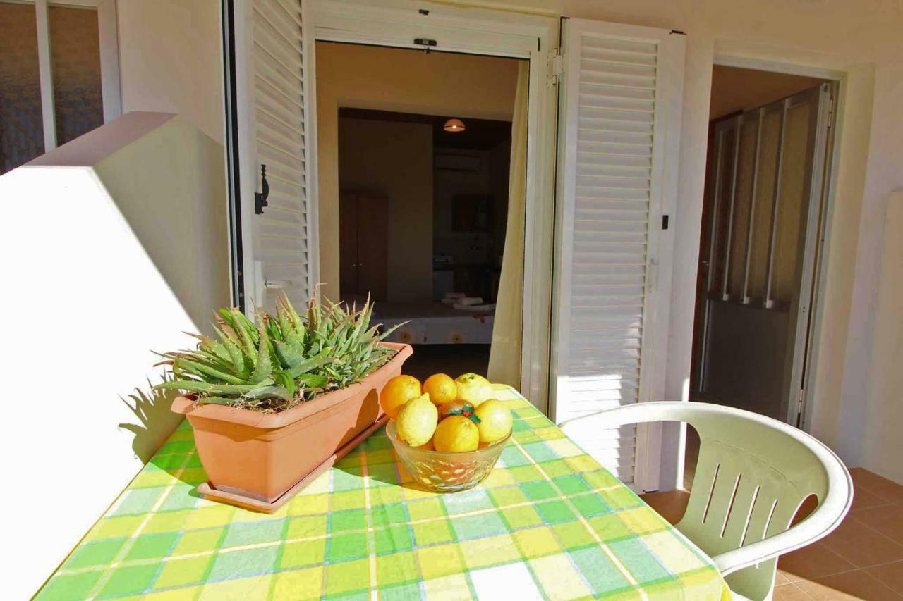 White House Pagoi Apartment Agios Georgios Pagon Exterior foto
