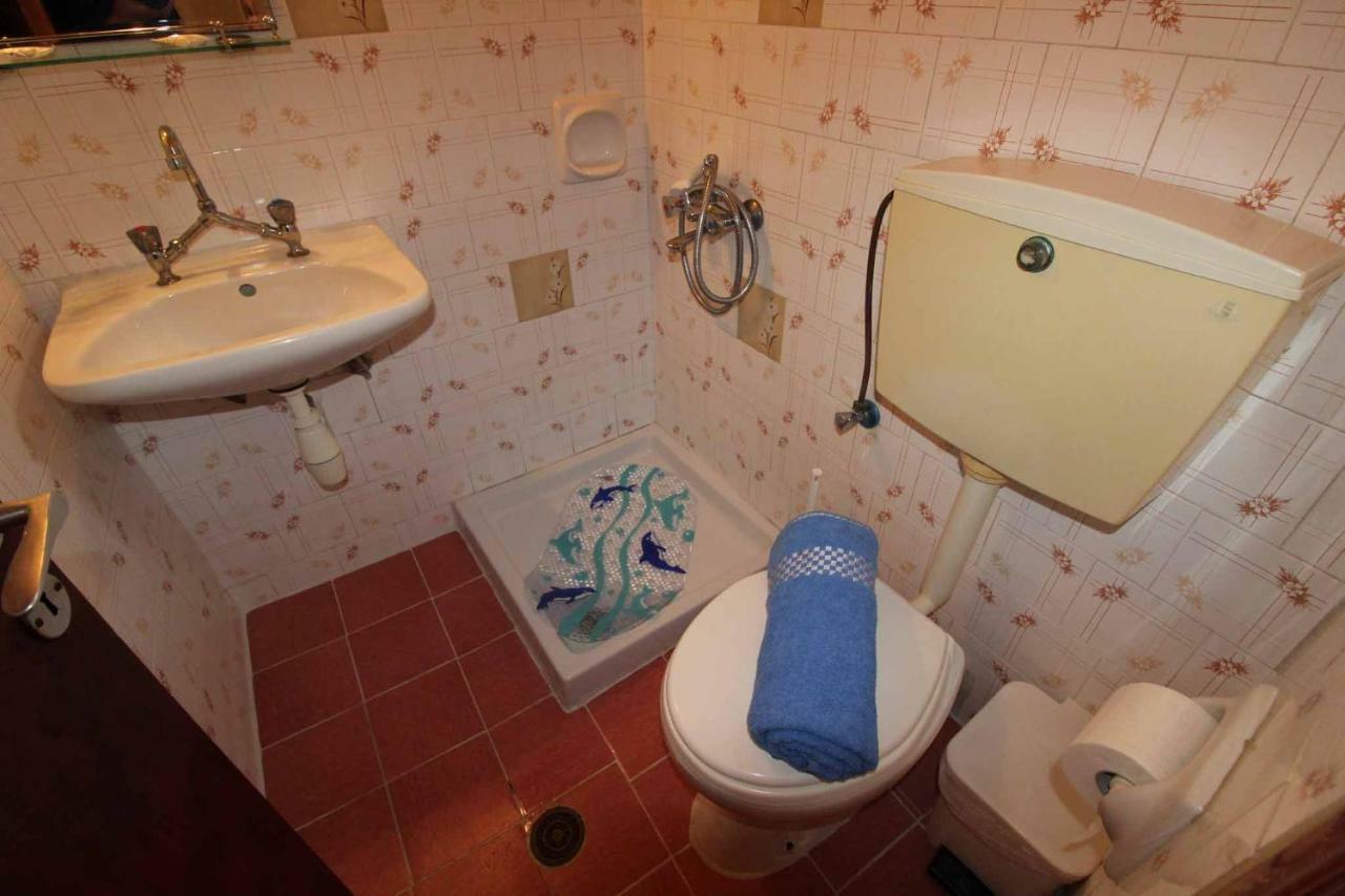 White House Pagoi Apartment Agios Georgios Pagon Exterior foto
