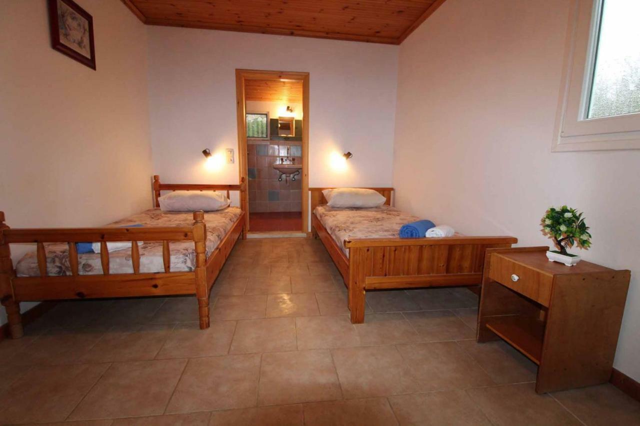 White House Pagoi Apartment Agios Georgios Pagon Exterior foto