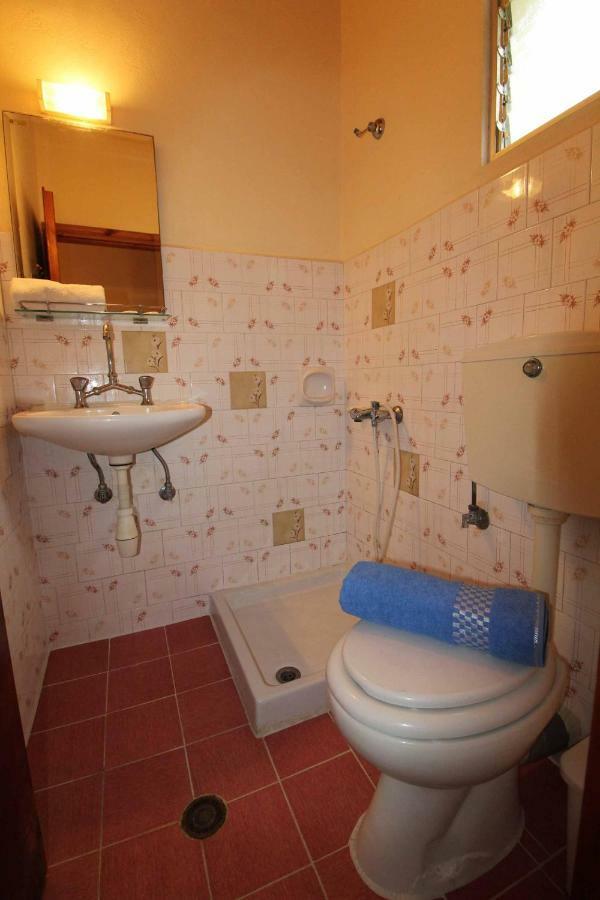 White House Pagoi Apartment Agios Georgios Pagon Exterior foto